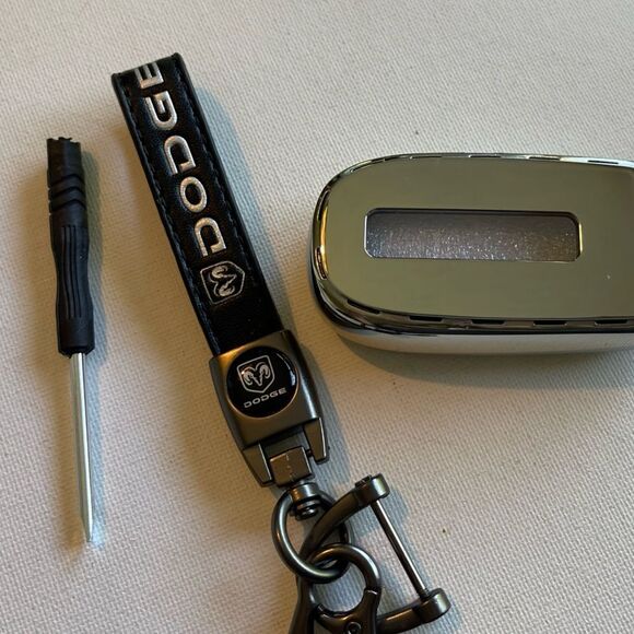 Dodge Logo key fob Keychain Black Leather and Key Fob Cover in Silver NWT - Picture 4 of 9
